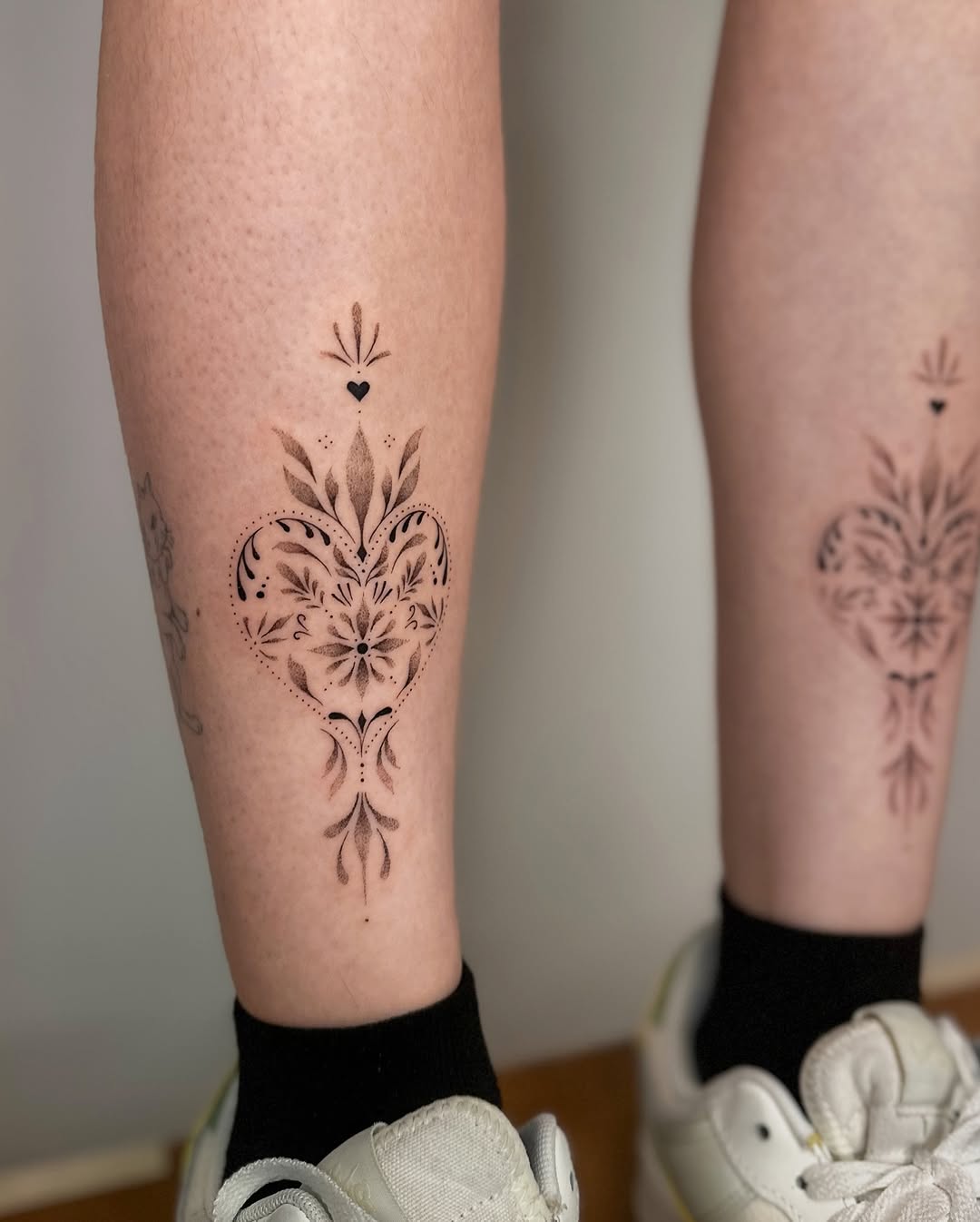 Tattoo by @laurenroseink — fine_line, dotwork