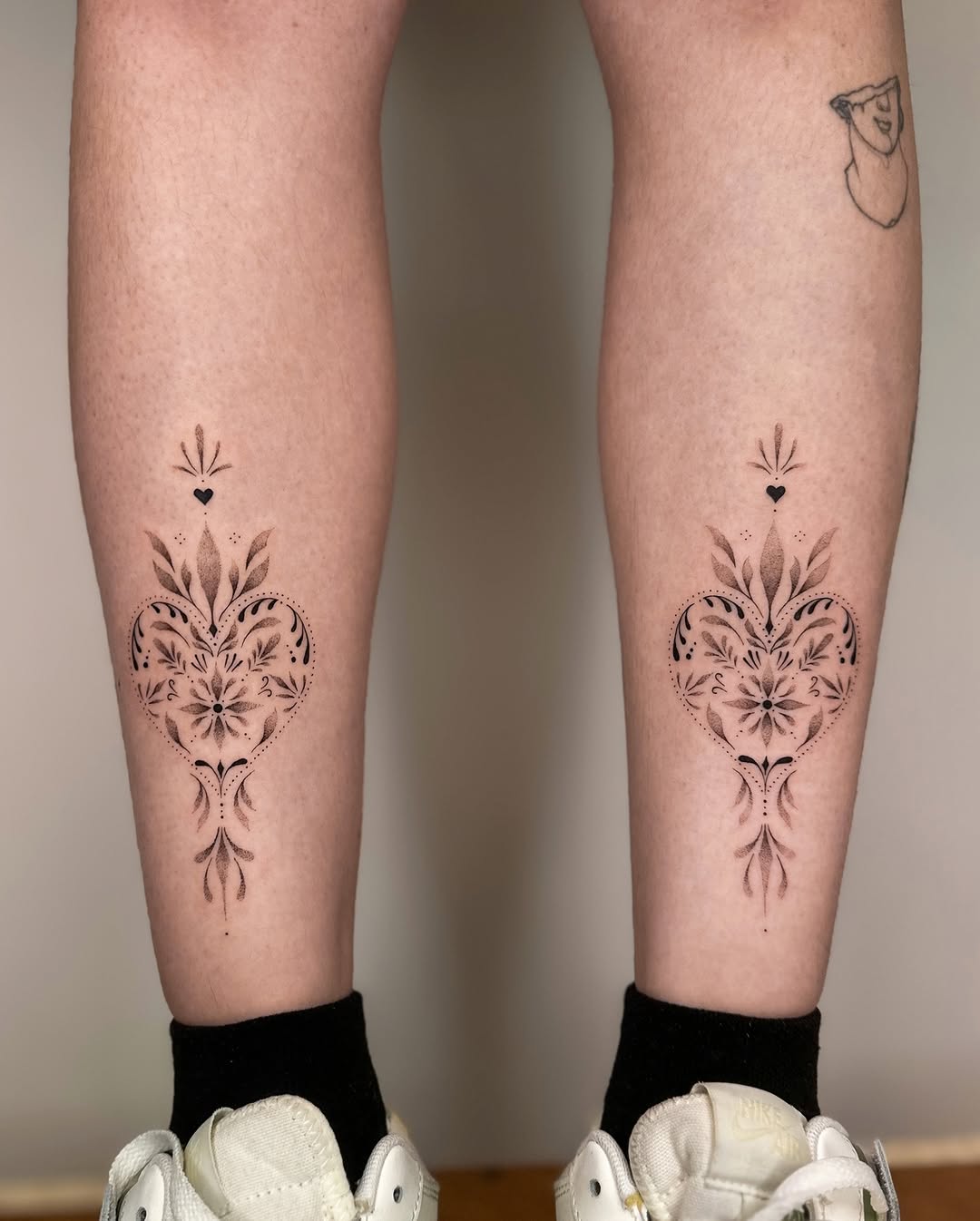 Tattoo by @laurenroseink — fine_line, ornamental