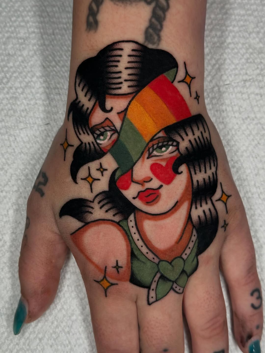 Tattoo by @rugido — american_traditional, illustrative