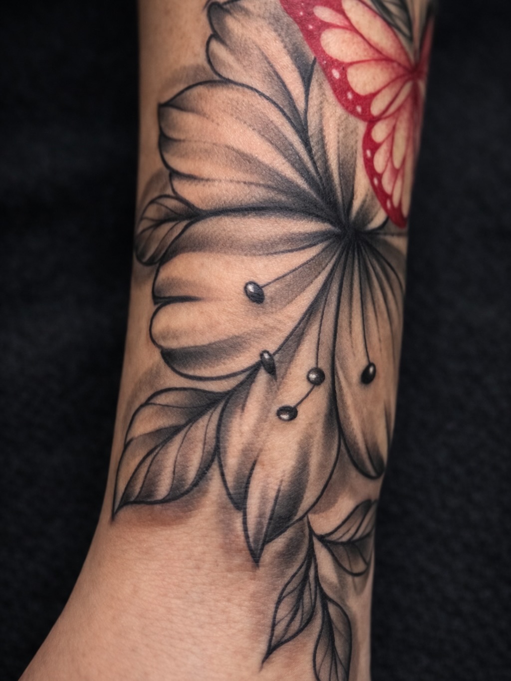 Tattoo by @maurotattoo69 — black_and_grey, realism