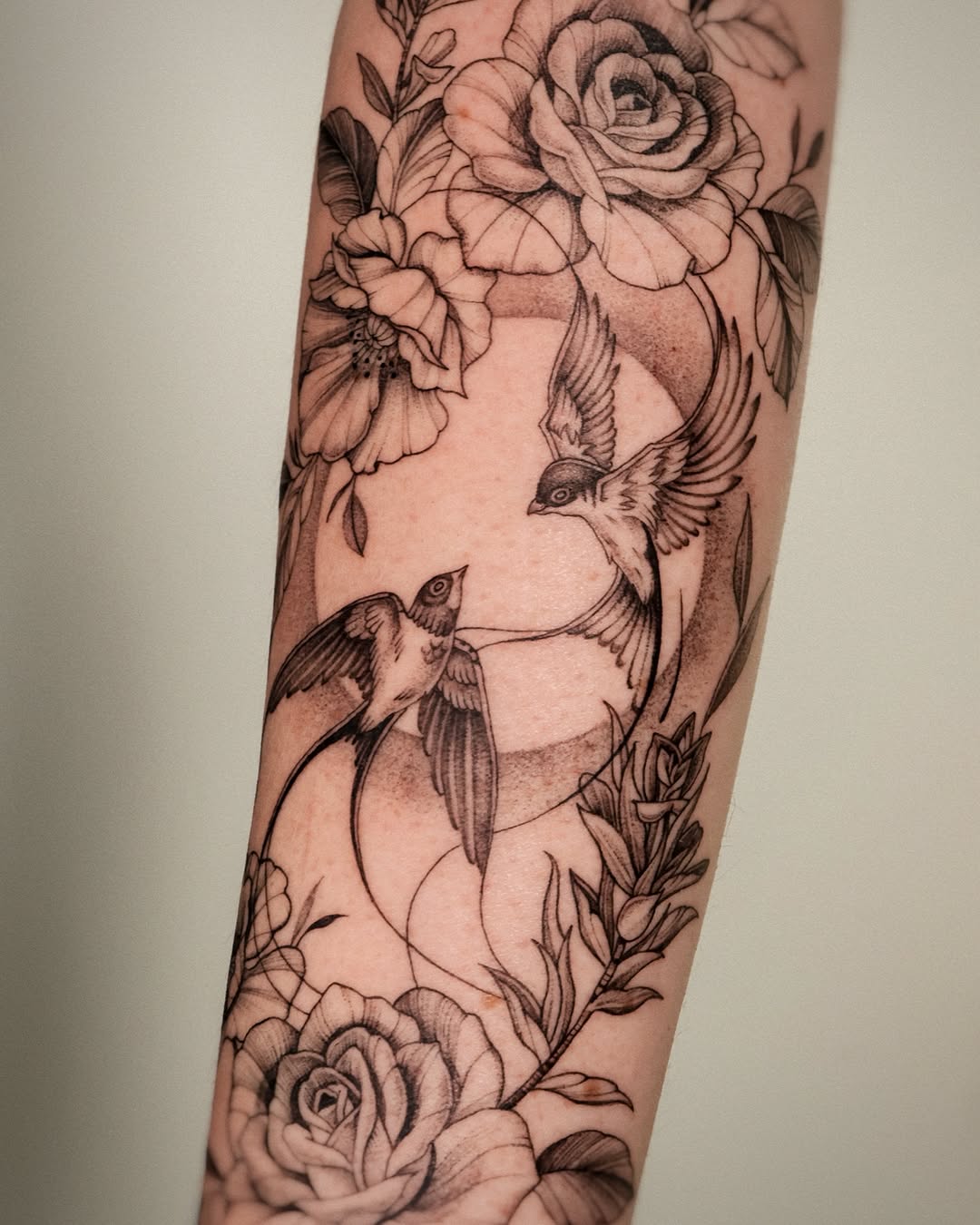 Tattoo by @yulight_tattoo โ fine_line, black_and_grey