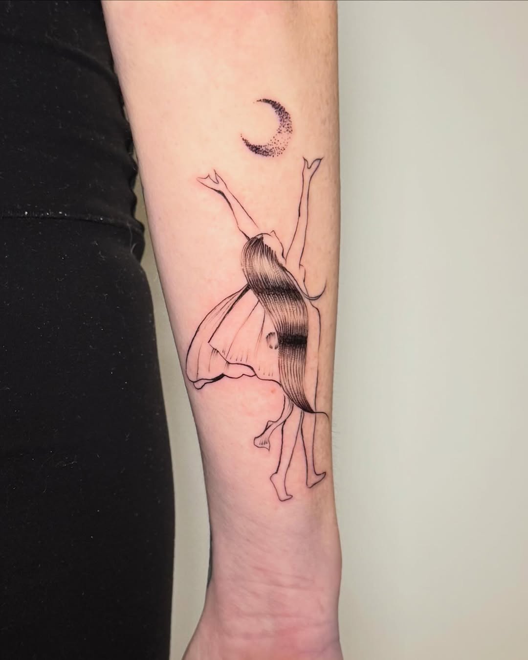 Tattoo by @ry.lynn.tattoos โ fine_line