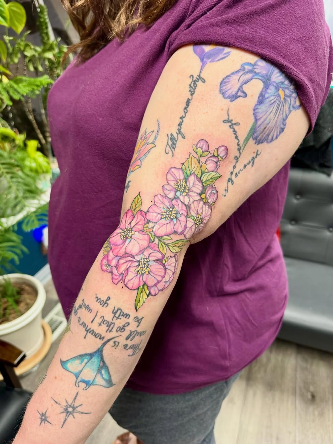 Tattoo by @ms.slickmahon — illustrative, fine_line