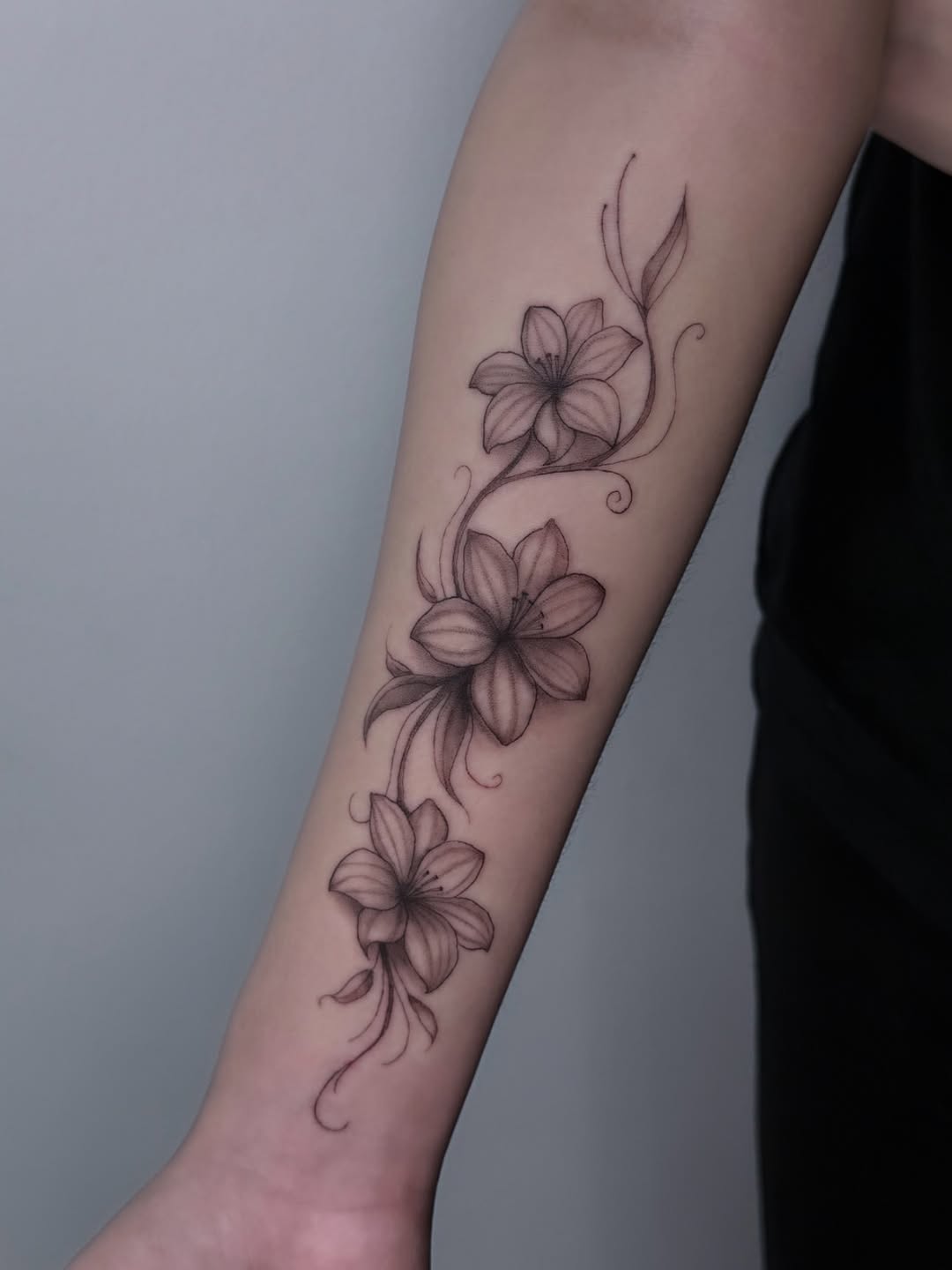 Tattoo by @sabinatattoos — fine_line, illustrative