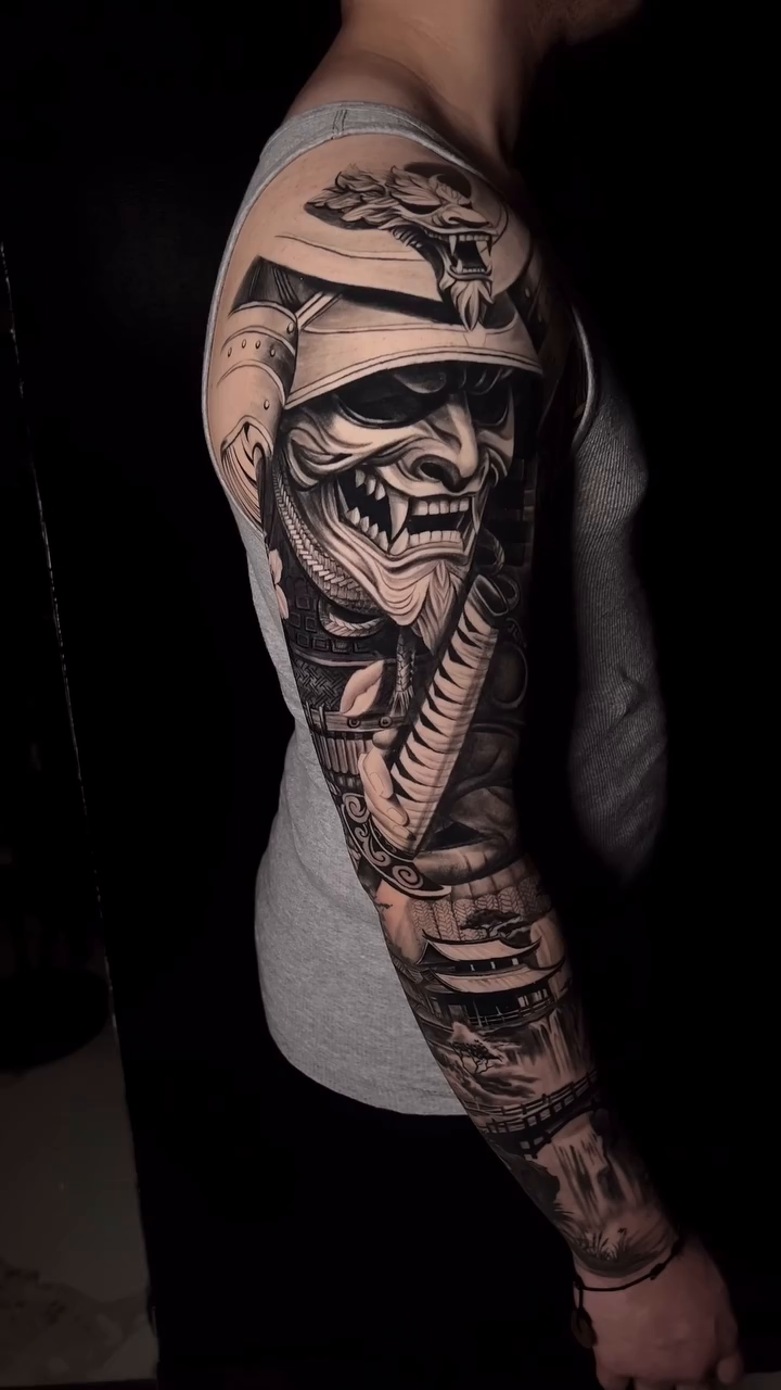 Tattoo by @theinkedbylia — japanese_irezumi, black_and_grey