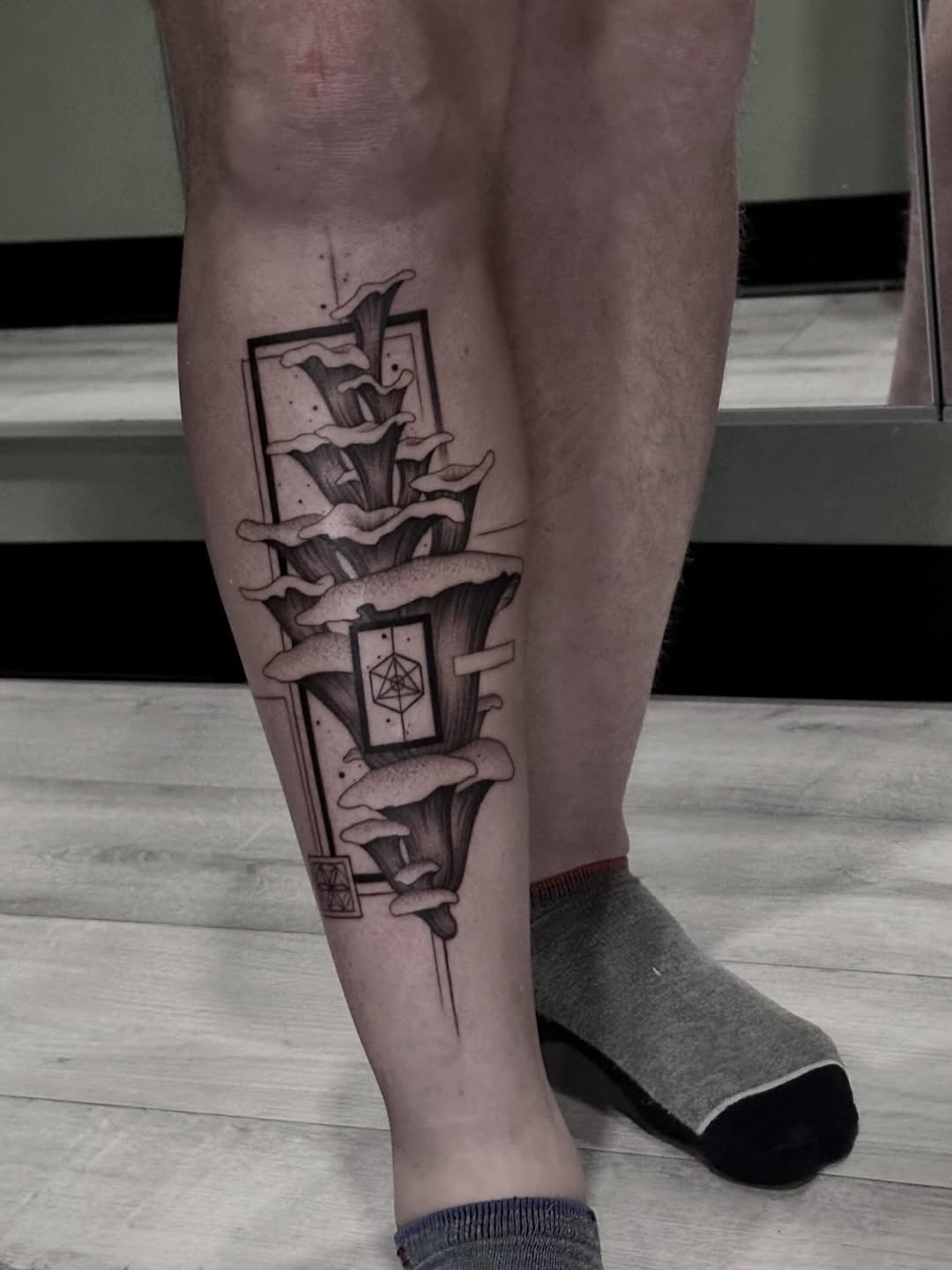 Tattoo by @beholds_ โ black_and_grey, geometric