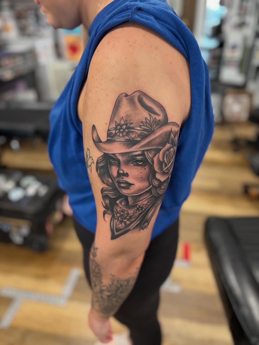 Tattoo by @foxesden666 — black_and_grey, realism