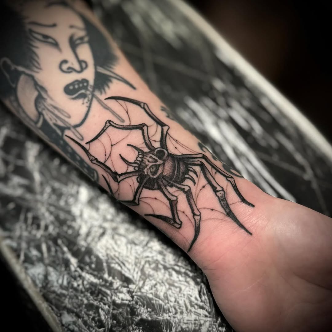 Tattoo by @troymorttattooer — blackwork
