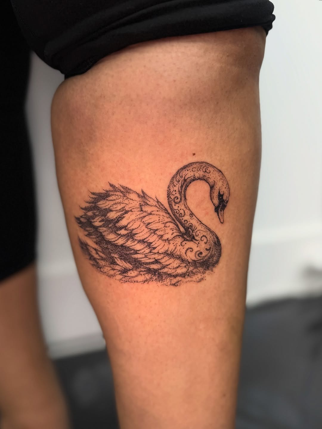 Tattoo by @sabinatattoos — dotwork, illustrative