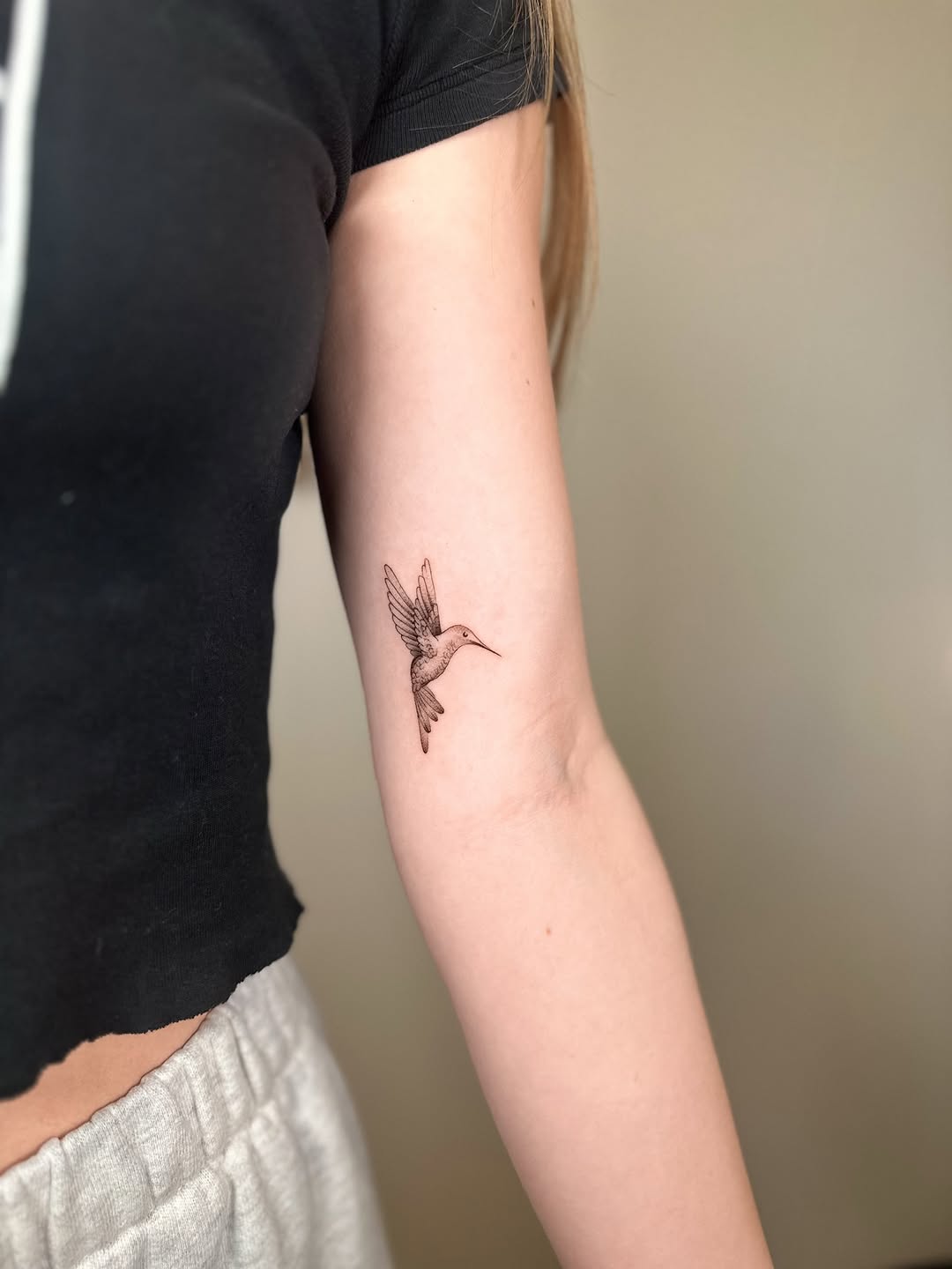 Tattoo by @michelly.ink — fine_line, black_and_grey