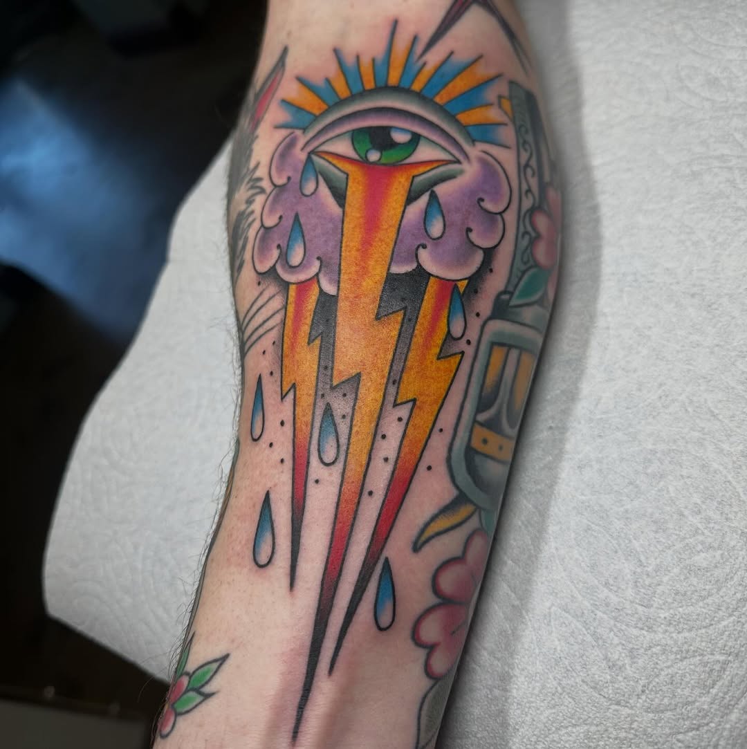 Tattoo by @gravestattooer — american_traditional