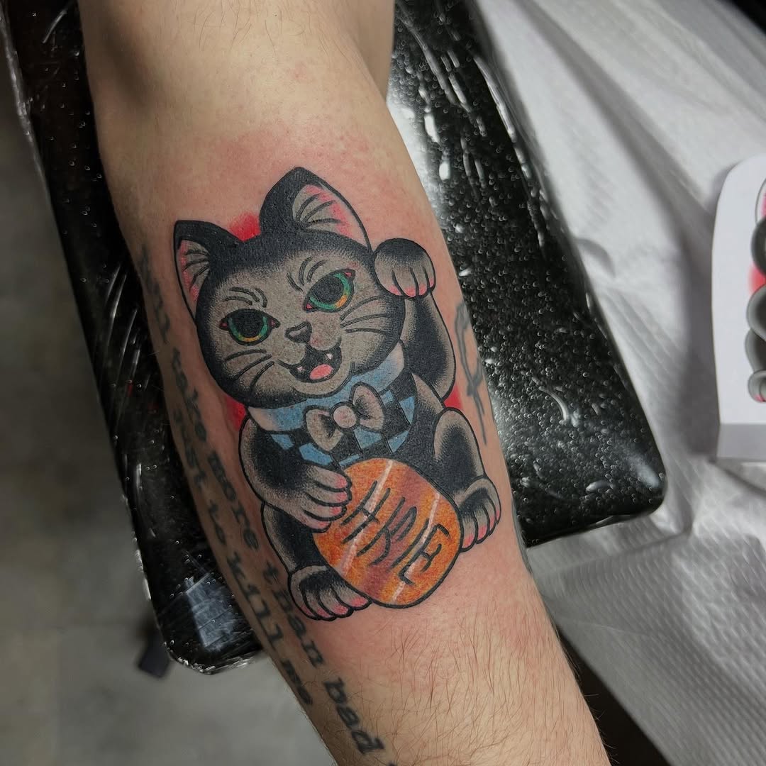 Tattoo by @robbdoodle — american_traditional, illustrative