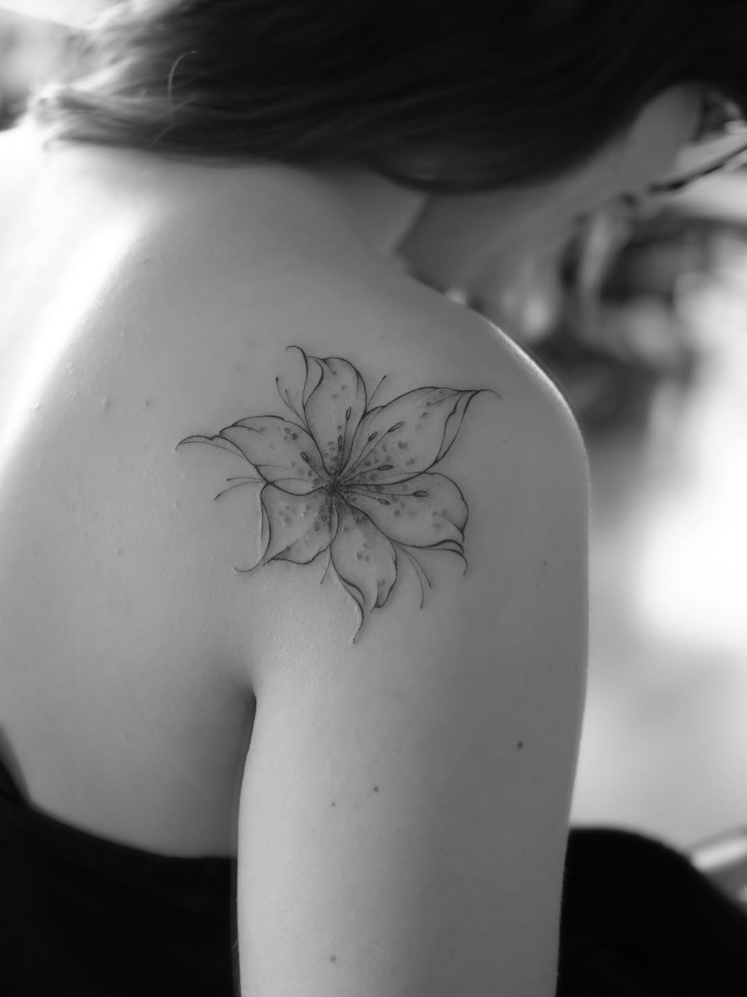 Tattoo by @meutattoo — fine_line, black_and_grey