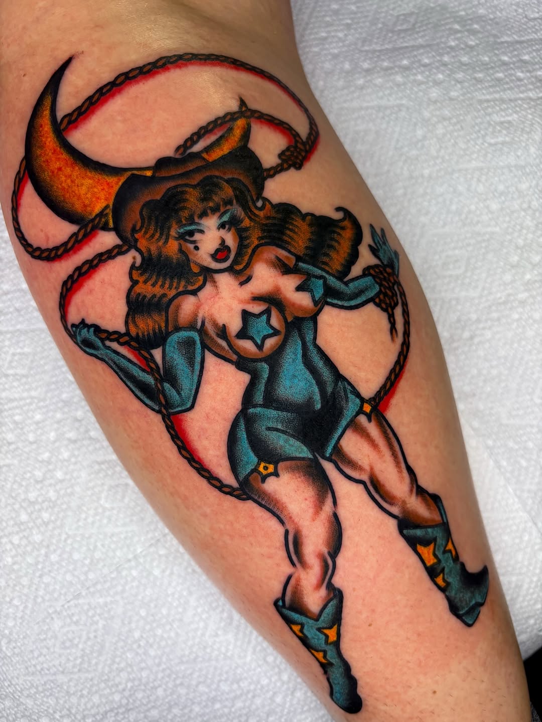 Tattoo by @gabagooltattoos โ american_traditional, neo_traditional