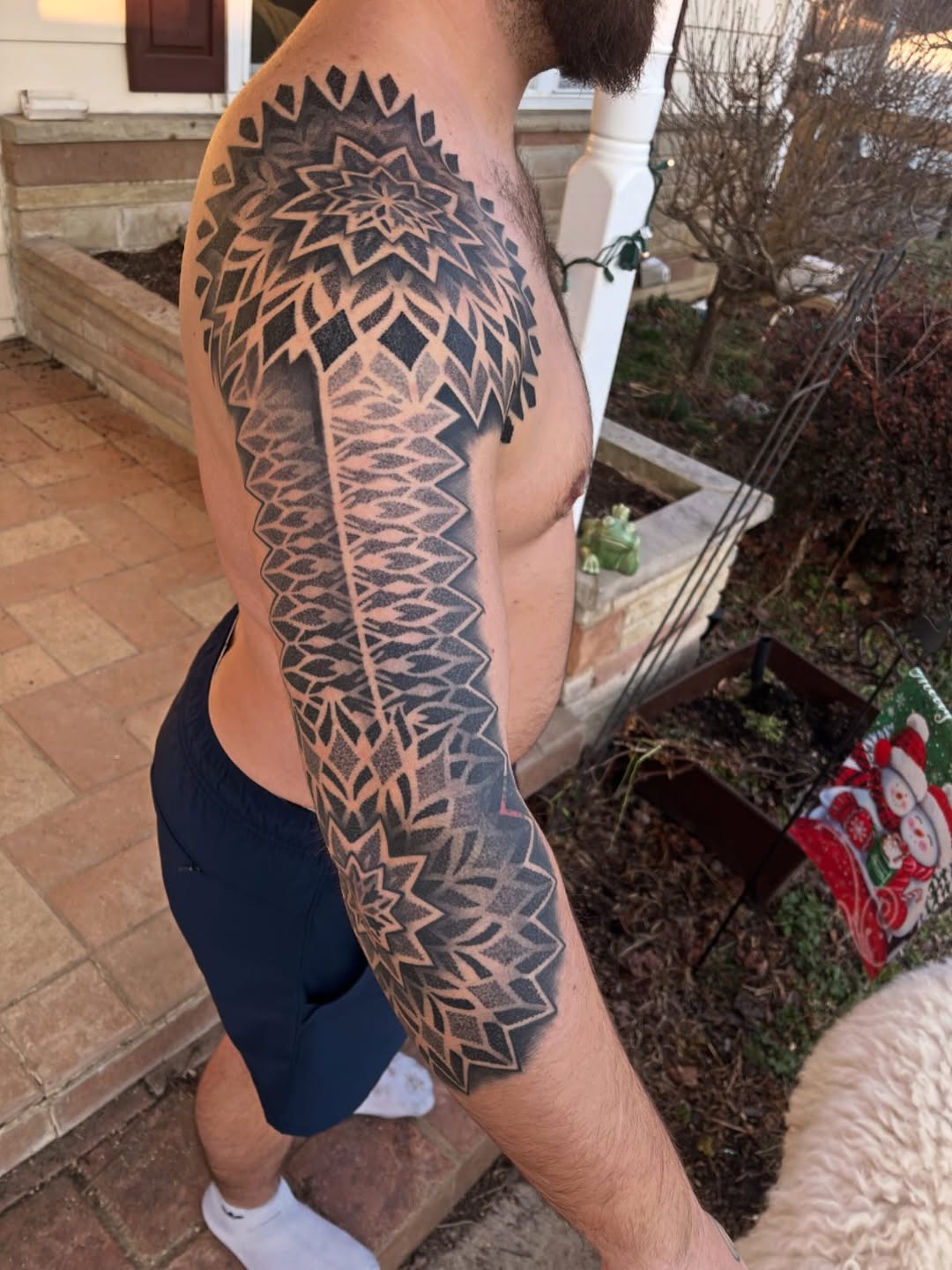 Tattoo by @kee.tattoos — geometric, dotwork