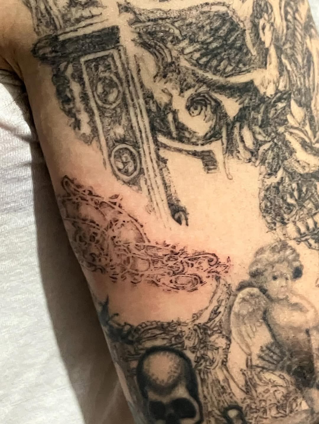 Tattoo by @sashkaciubara — black_and_grey