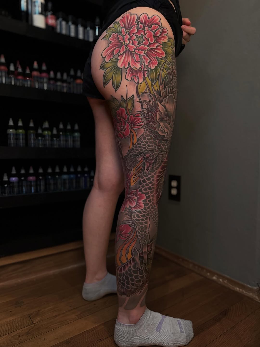 Tattoo by @kassidilla_tattoos β japanese_irezumi, black_and_grey
