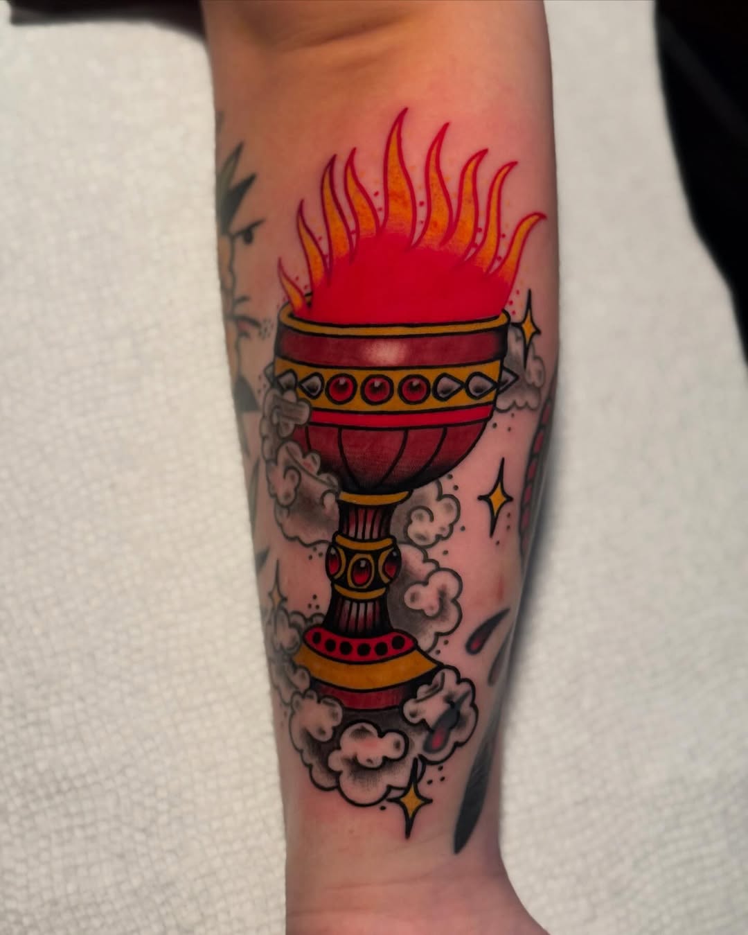 Tattoo by @howler.tattoos โ american_traditional