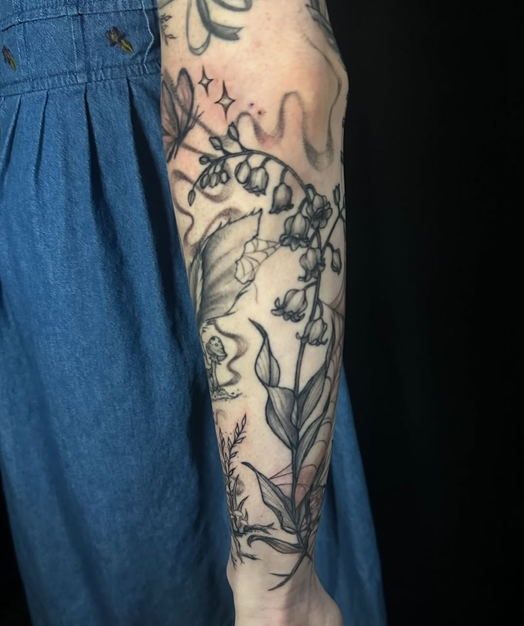 Tattoo by @stabbed.by.kai — black_and_grey, illustrative