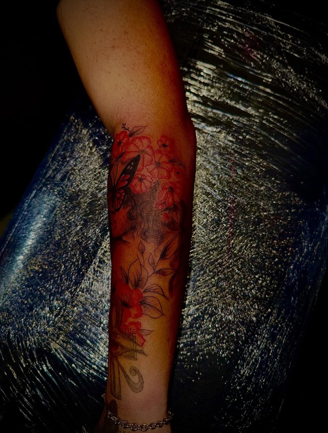 Tattoo by @sosa_tattz — black_and_grey