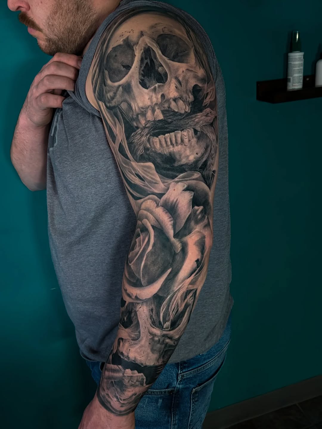 Tattoo by @arik.tattoo โ realism, black_and_grey
