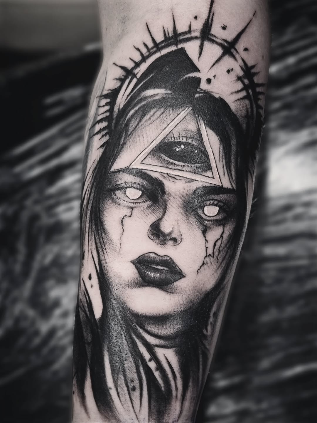 Tattoo by @antihero_tattoo — blackwork, dark_realism