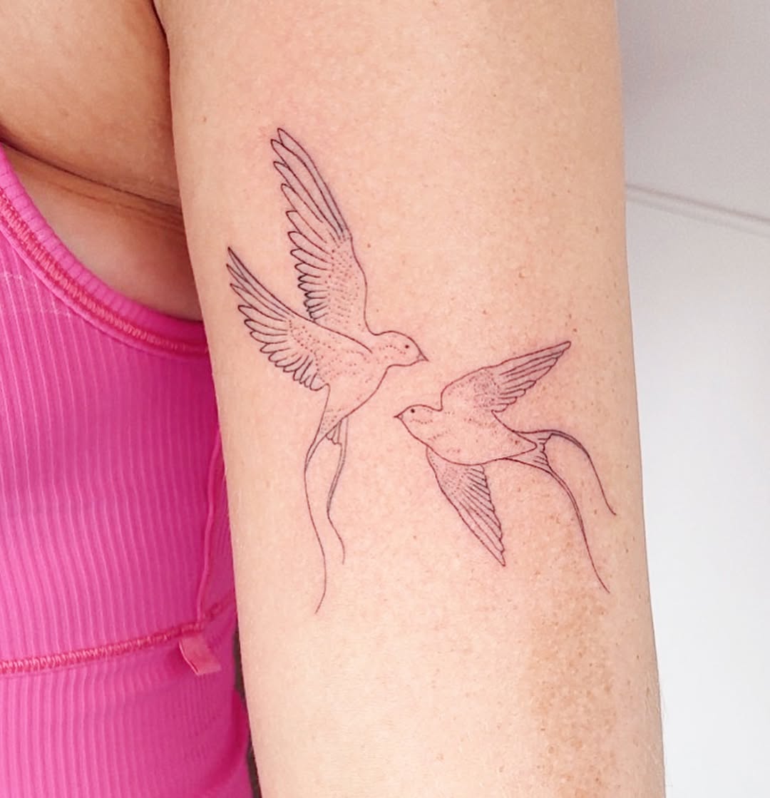 Tattoo by @chloerenee.ink — fine_line