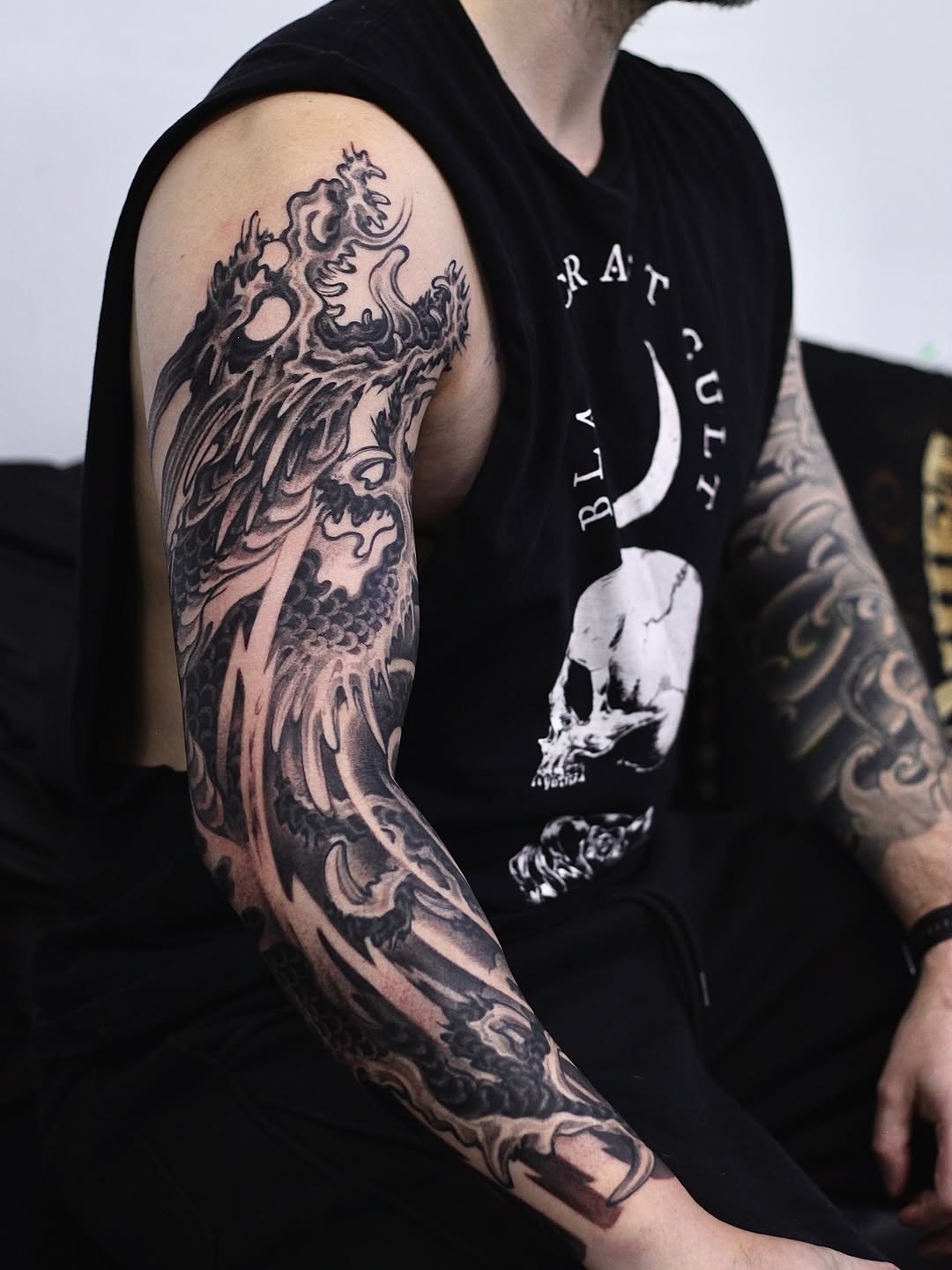 Tattoo by @xuruitattoo — blackwork