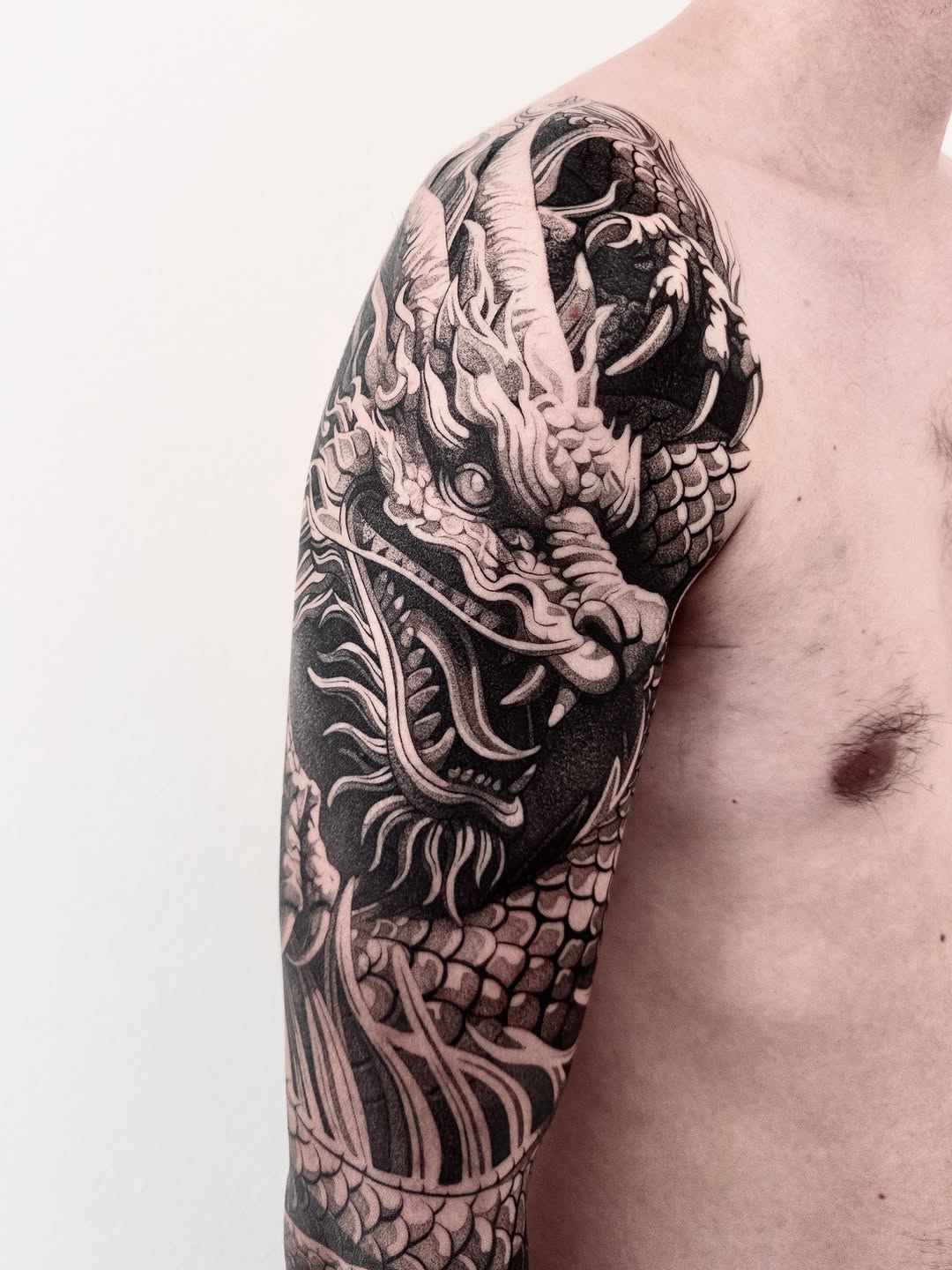 Tattoo by @lissfoxy β japanese_irezumi, blackwork