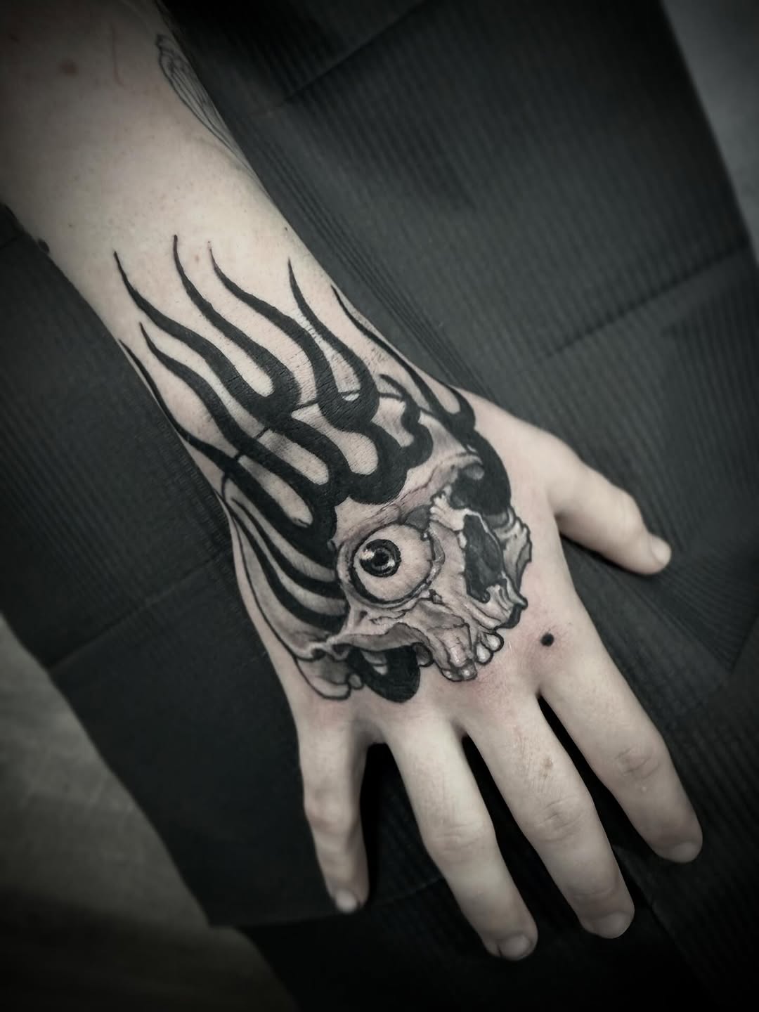 Tattoo by @alecbauertattoo — blackwork