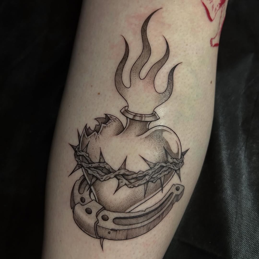 Tattoo by @tats.by.yana โ black_and_grey, dark_realism