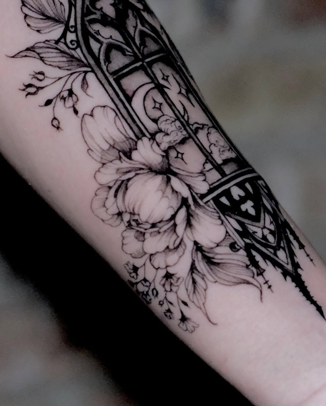 Tattoo by @hellbunnytattoos — fine_line, black_and_grey