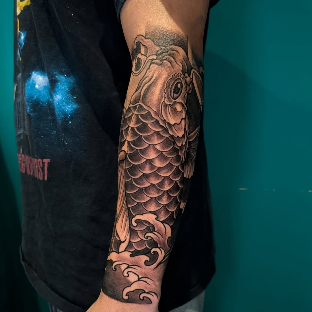 Tattoo by @arik.tattoo โ japanese_irezumi, black_and_grey