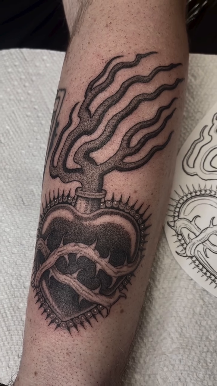 Tattoo by @vicentetattoos β american_traditional, black_and_grey