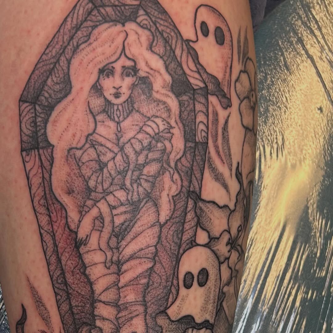 Tattoo by @izeatyerbrainz β illustrative, dotwork