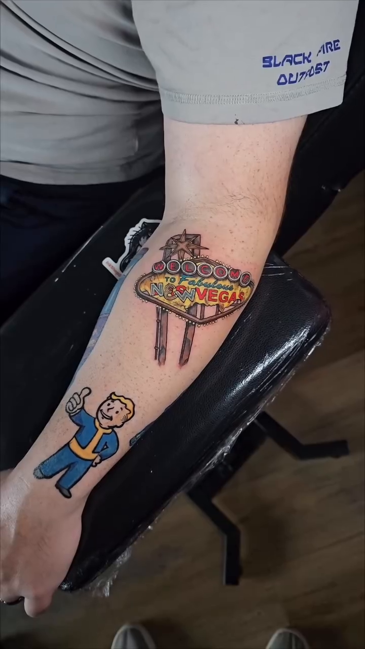 Tattoo by @jb_inkk — new_school