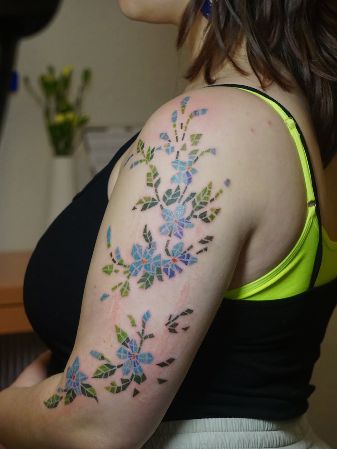 Tattoo by @lub_lub_art β geometric, dotwork