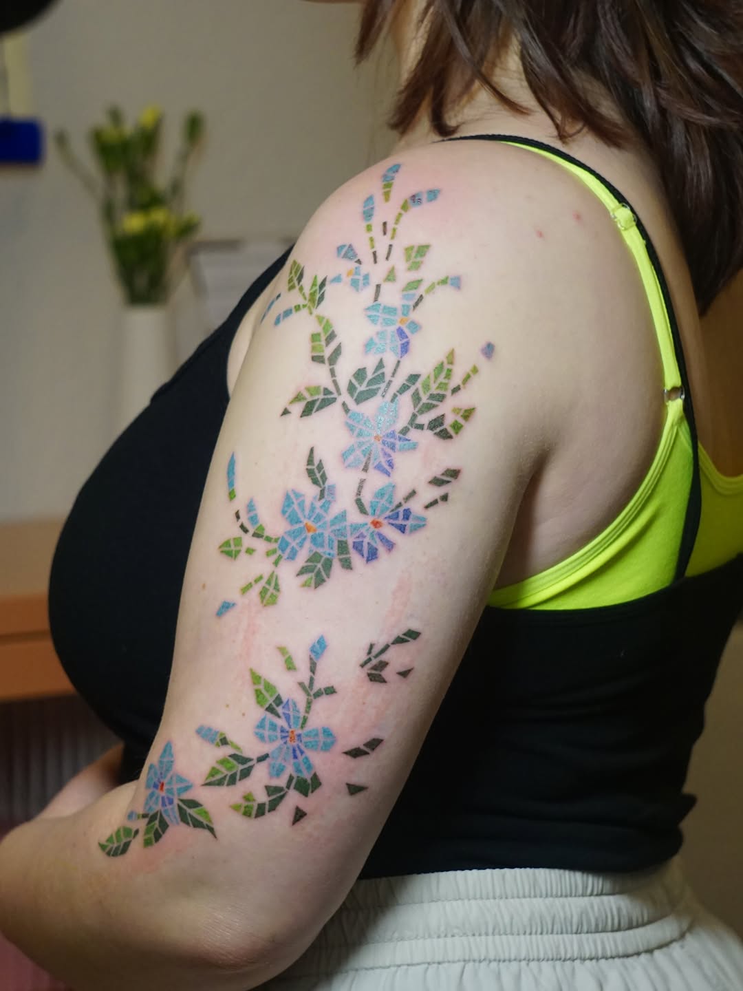 Tattoo by @lub_lub_art β geometric, watercolor