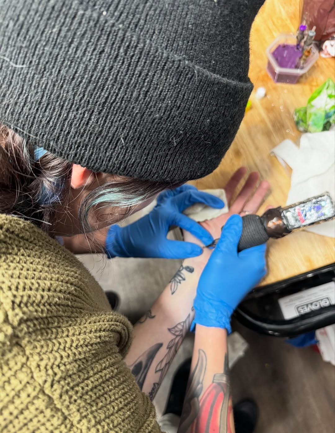 Tattoo by @ellaritattoos โ illustrative