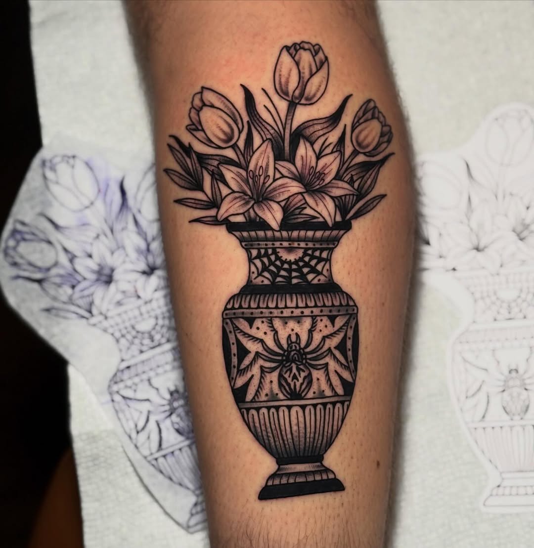 Tattoo by @howler.tattoos โ black_and_grey, ornamental