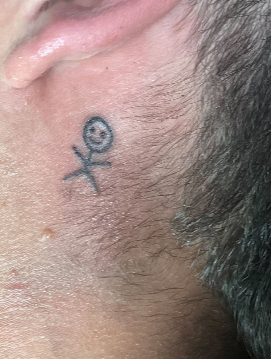Tattoo by @oddn3n3 — illustrative, minimalist