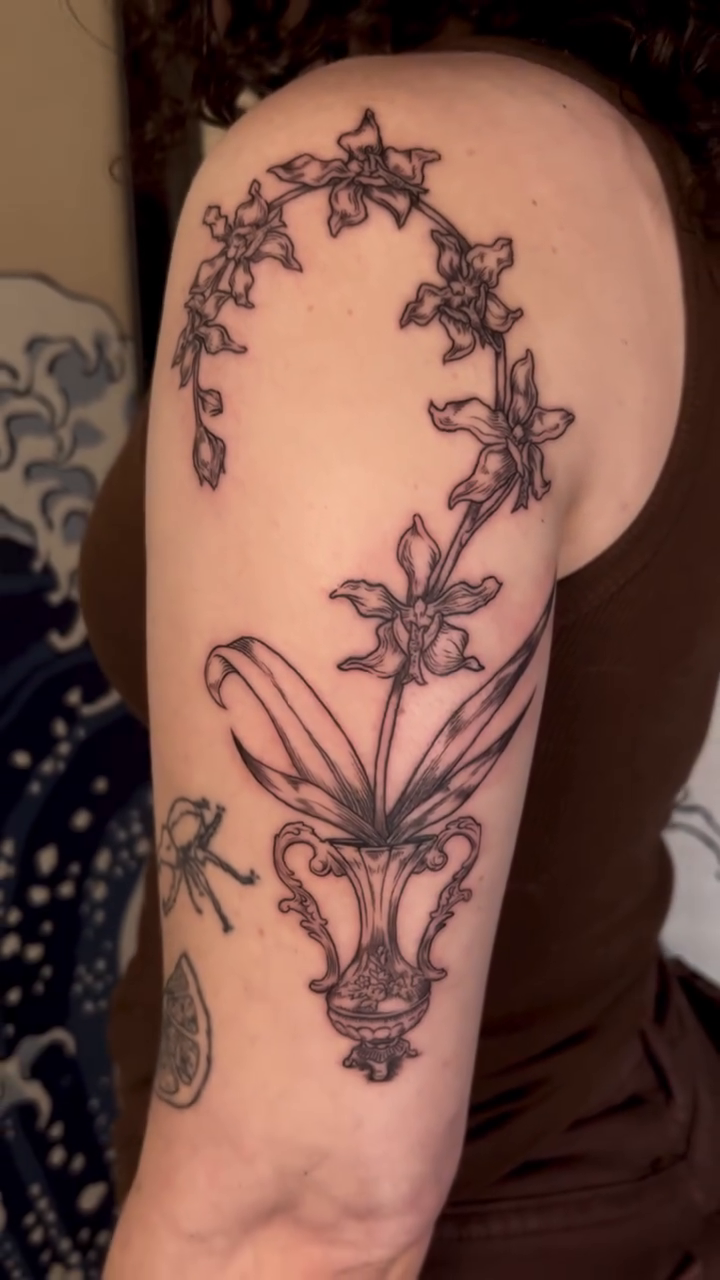 Tattoo by @kingbytradeink — blackwork