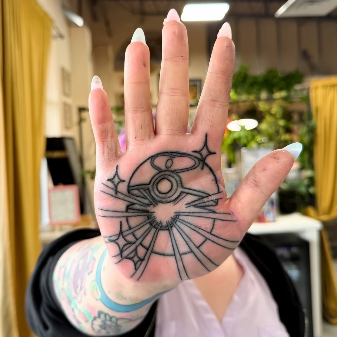 Tattoo by @hadescabreratattoos — geometric