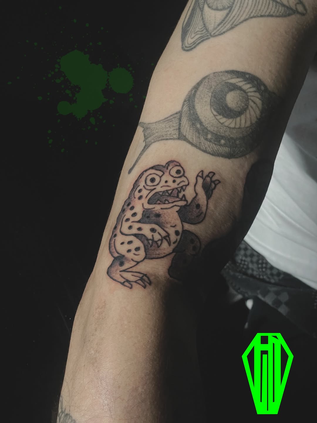 Tattoo by @terrordimensional — american_traditional