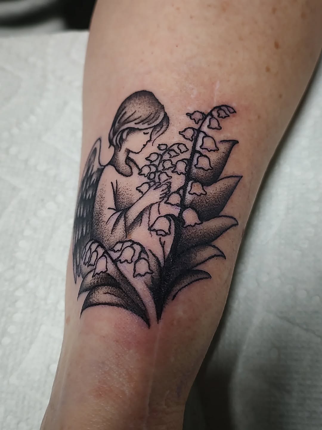 Tattoo by @karat_curations β dotwork, fine_line