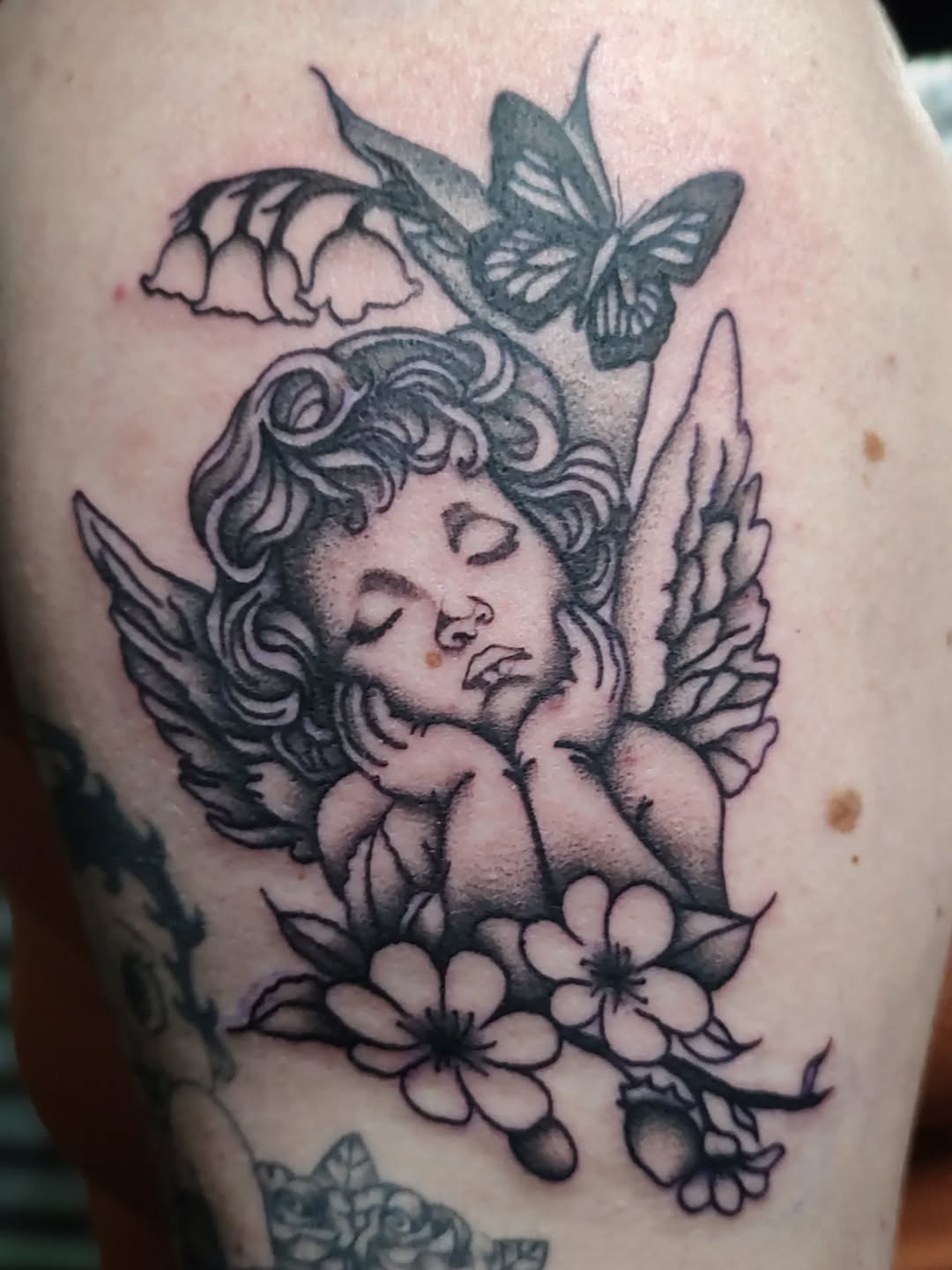Tattoo by @karat_curations β black_and_grey, realism