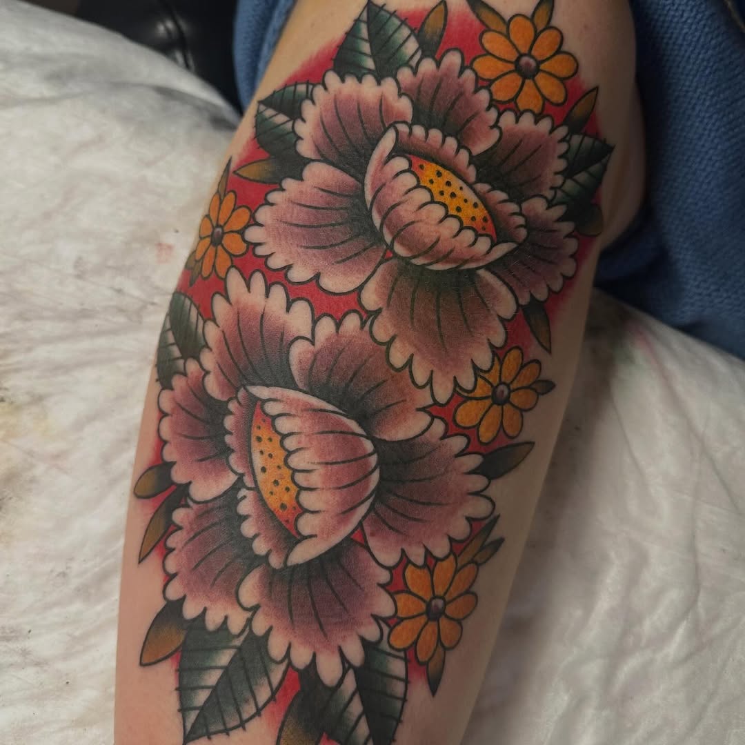 Tattoo by @jennitattoo โ american_traditional