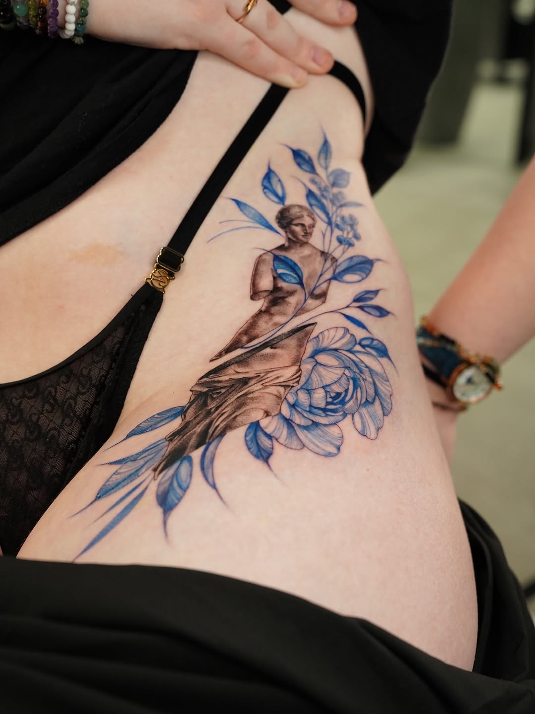 Tattoo by @tinnasole โ realism, fine_line