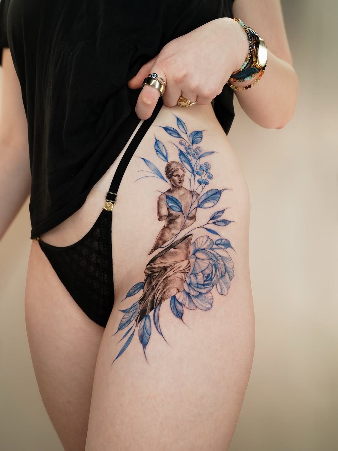Tattoo by @tinnasole โ realism, fine_line