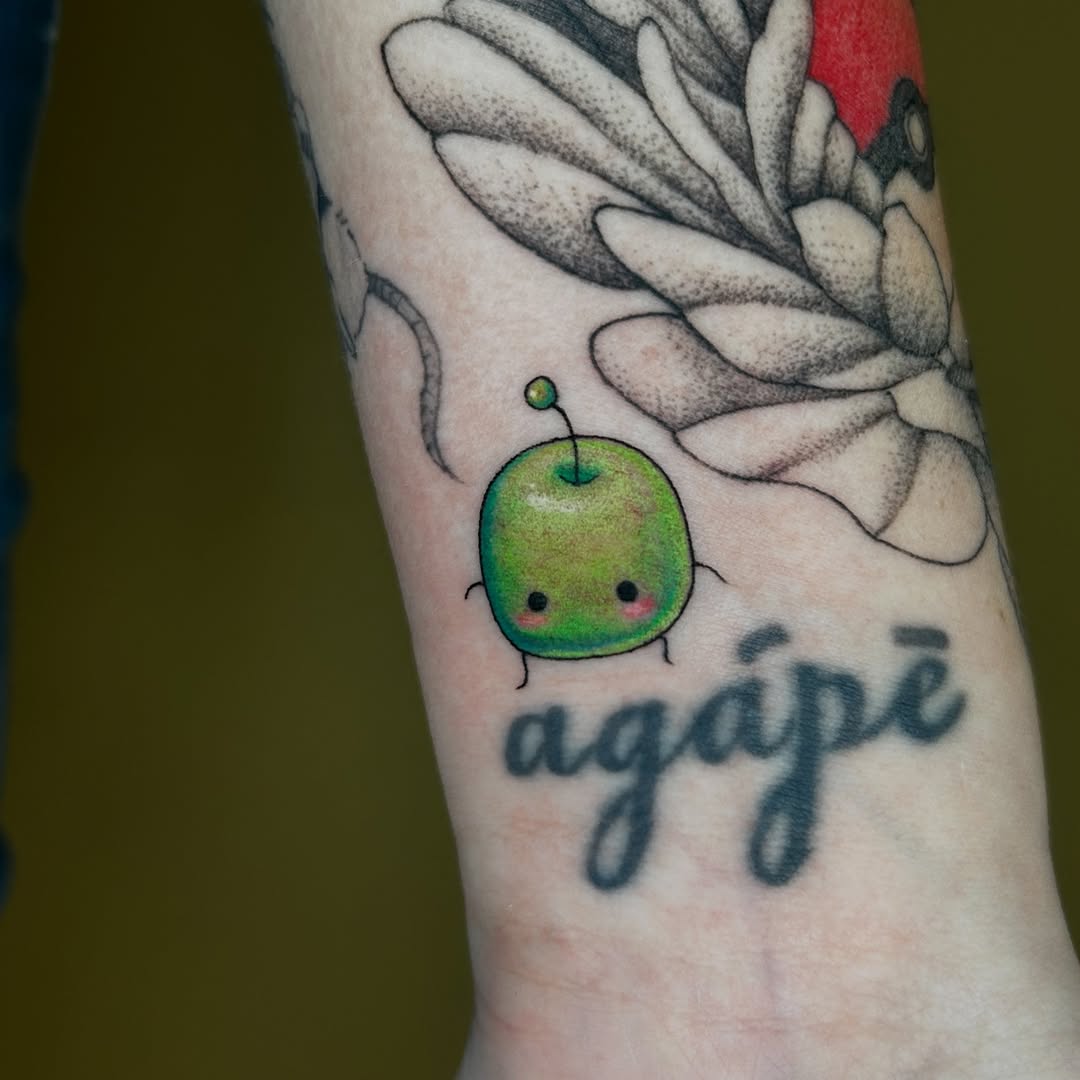 Tattoo by @ghoulysh β illustrative